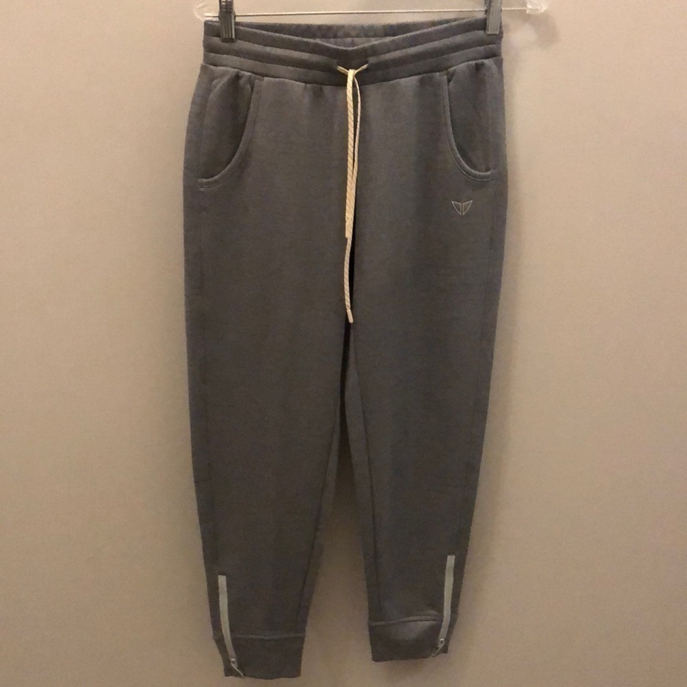 Korsa Road Runner Joggers Running Pants Gray Ankle Zipper Drawstring Size XS
